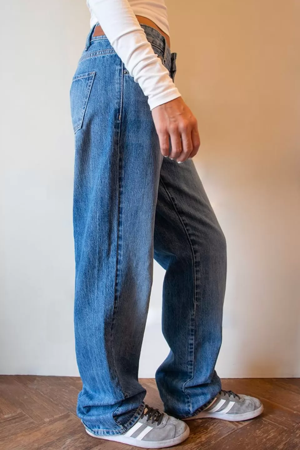 jeans_straight_325705.webp Subdued Jeans straight